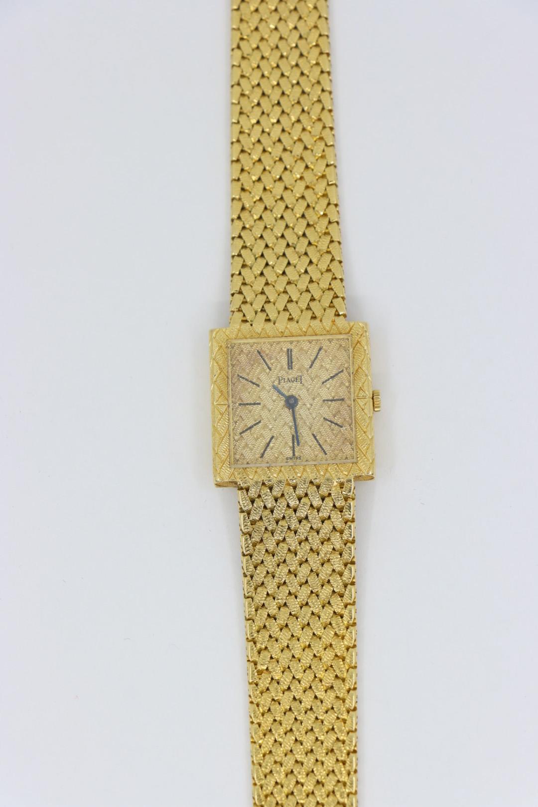 Piaget Vintage 18K Gold Unisex Watch