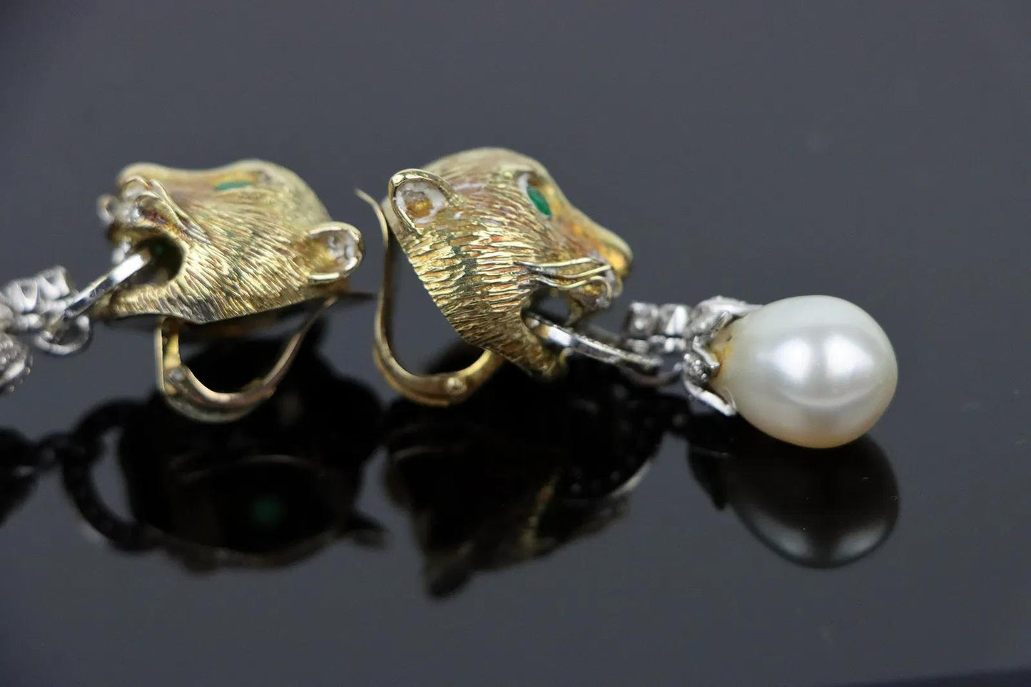 Vintage 14k Gold Gem Mounted Puma Form Earrings