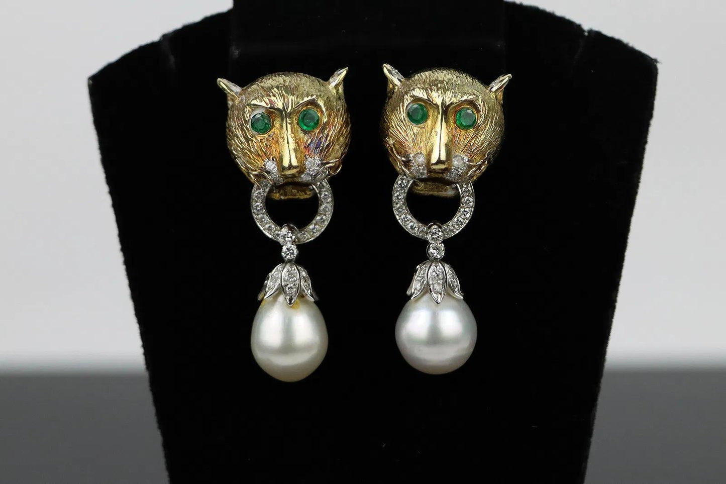 Vintage 14k Gold Gem Mounted Puma Form Earrings