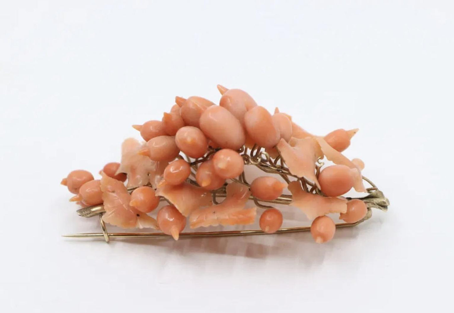 A Rare Antique Victorian Coral Parure - Coral Necklace, Bracelet & Brooch