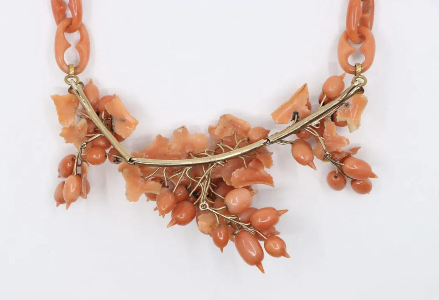 A Rare Antique Victorian Coral Parure - Coral Necklace, Bracelet & Brooch