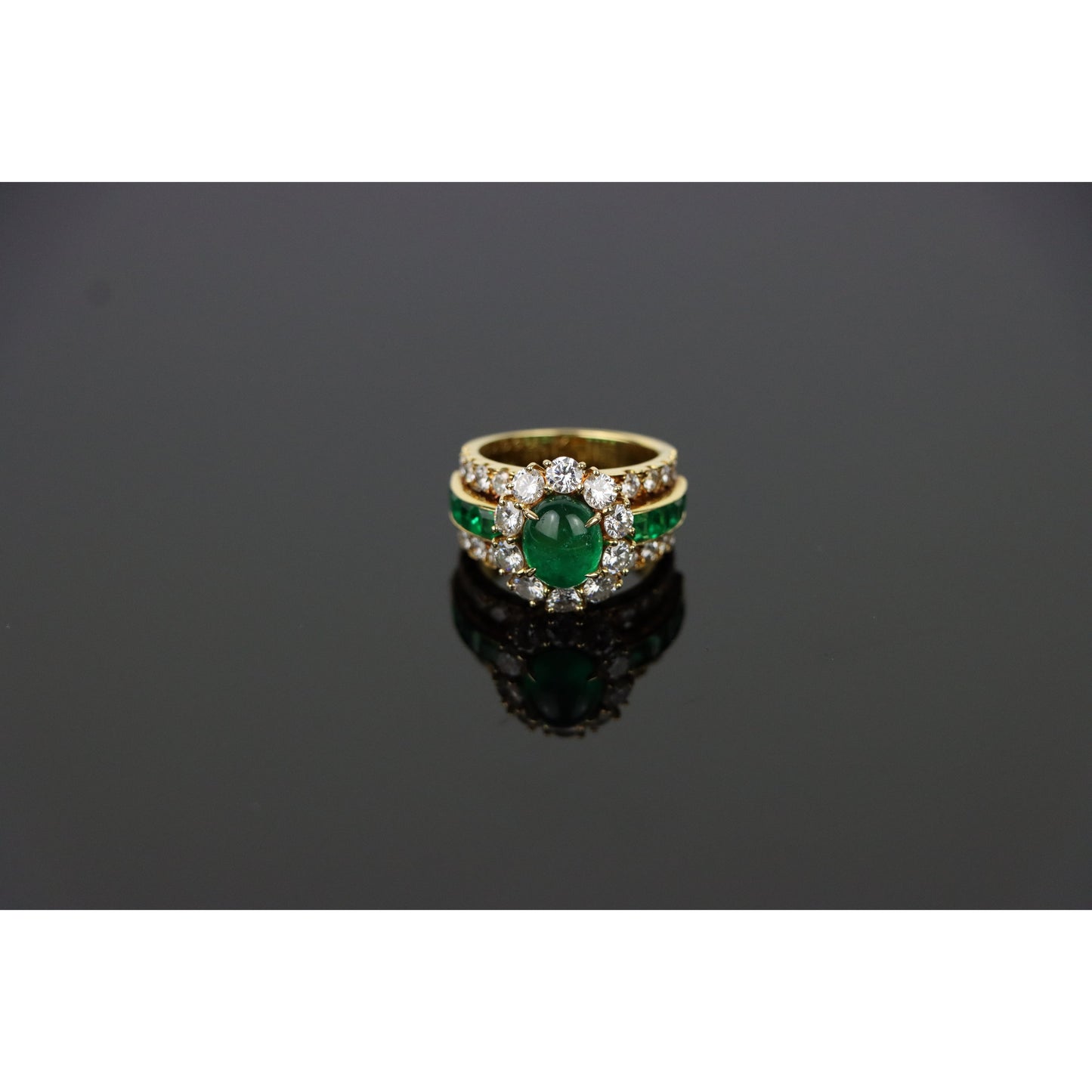 Vintage Van Cleef Arpels Emerald and Diamond 18k Gold Ring