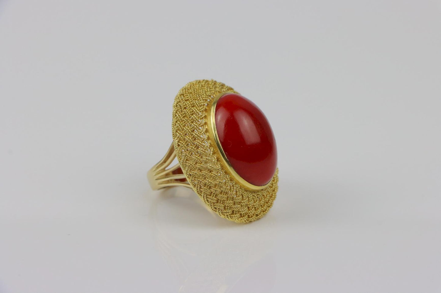 Large Vintage 14K Gold Red Coral Cabochon Ring