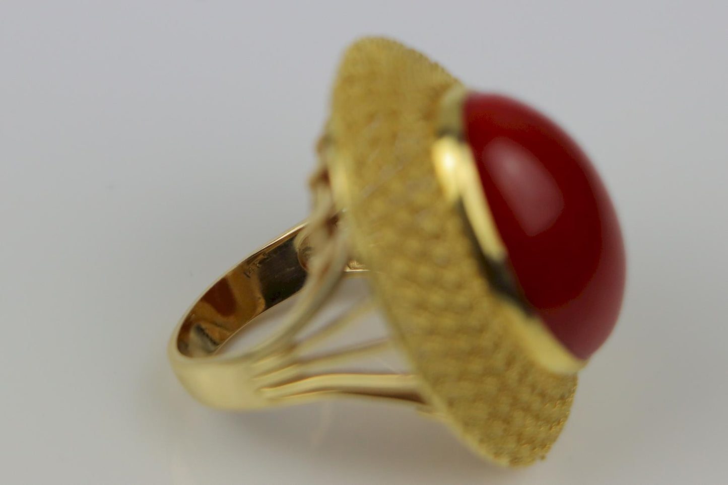 Large Vintage 14K Gold Red Coral Cabochon Ring