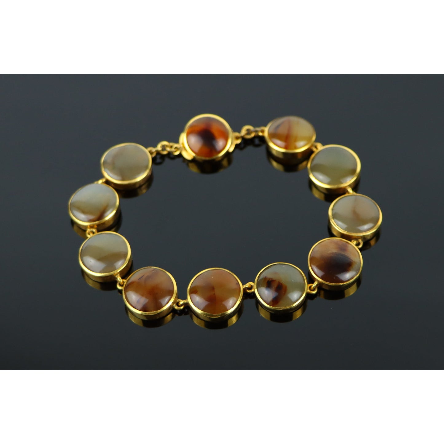 A Rare Georgian Era Agate and Gold Parure Set