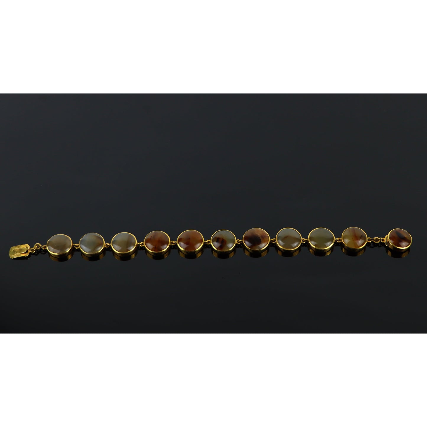 A Rare Georgian Era Agate and Gold Parure Set