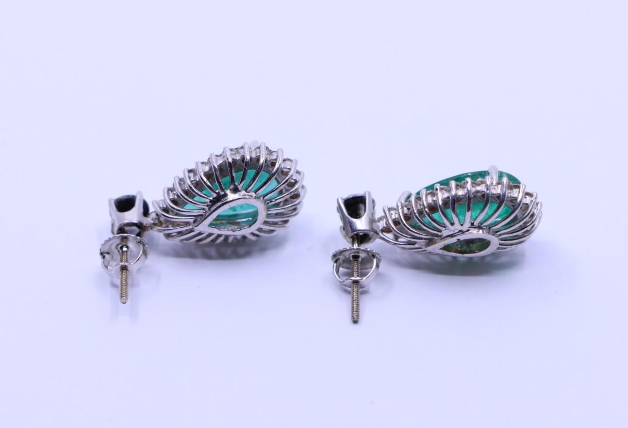 14K White Gold Emerald Diamonds Earring