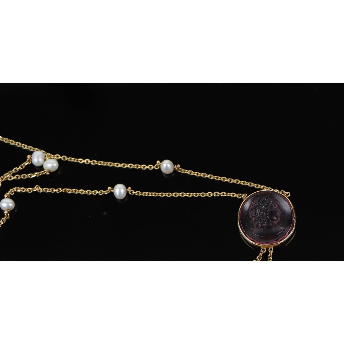 14K Gold Amethyst Intaglio Pearl Necklace