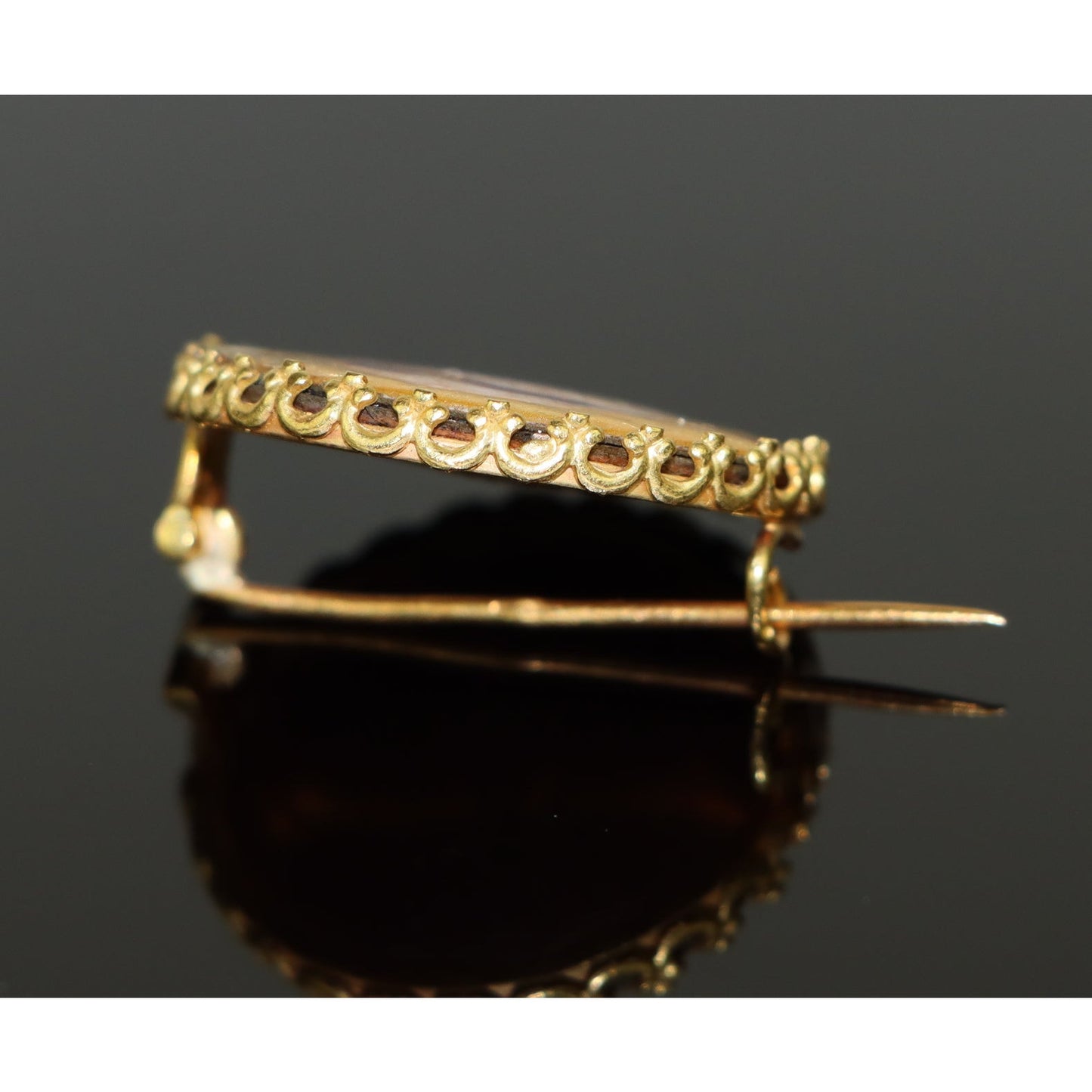 Antique 18K Gold Enamel Brooch Pin