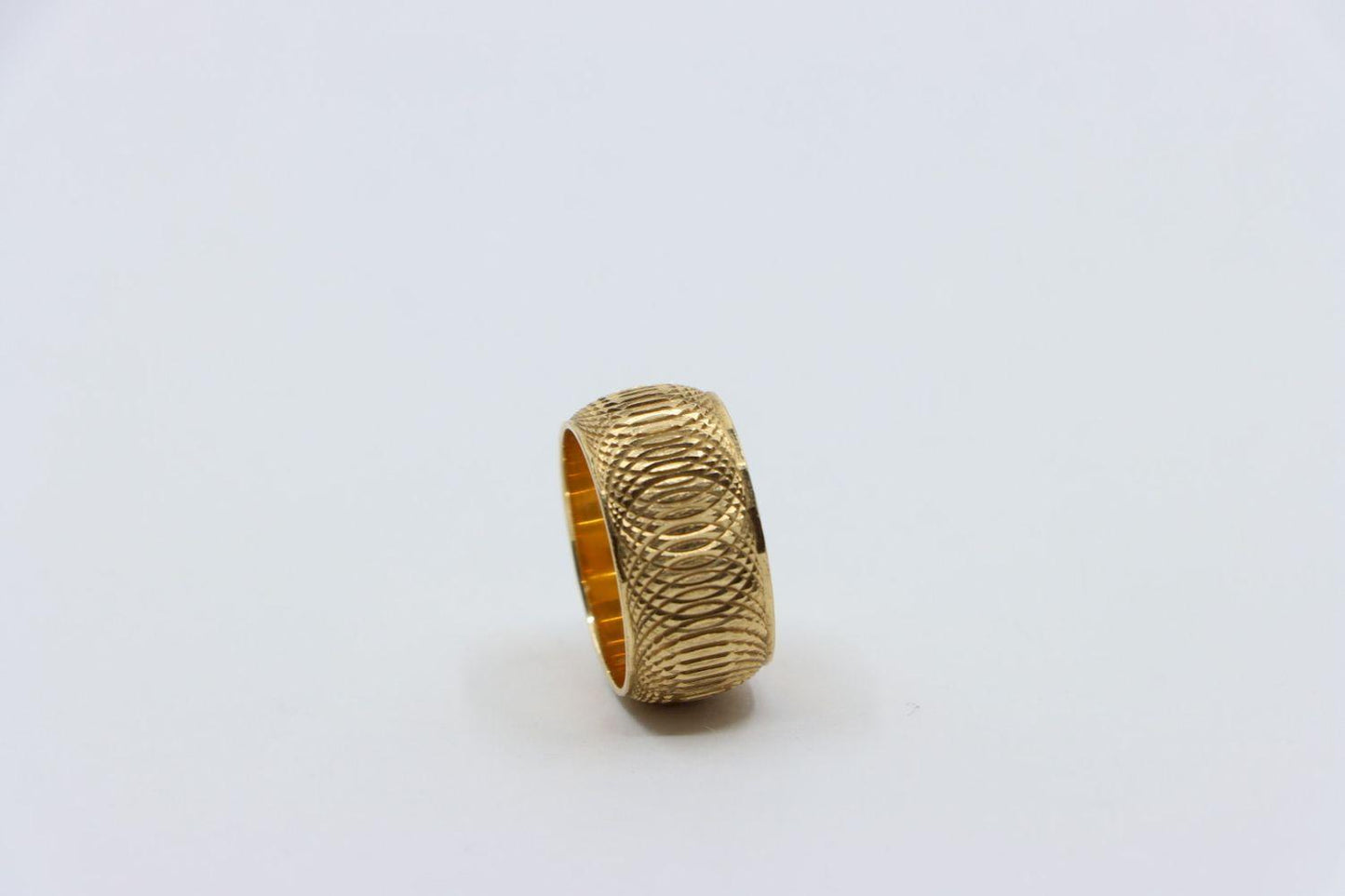 14K Gold Spiral Design Band Ring