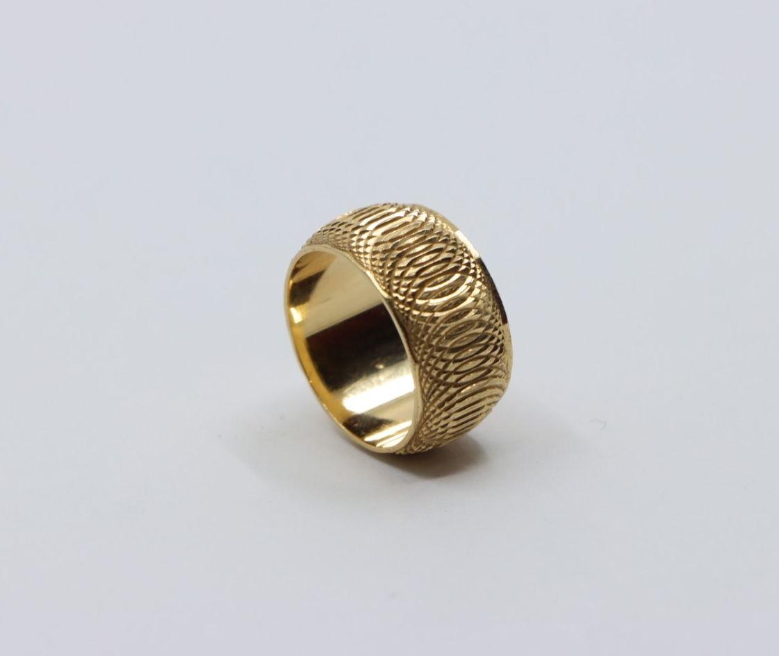 14K Gold Spiral Design Band Ring