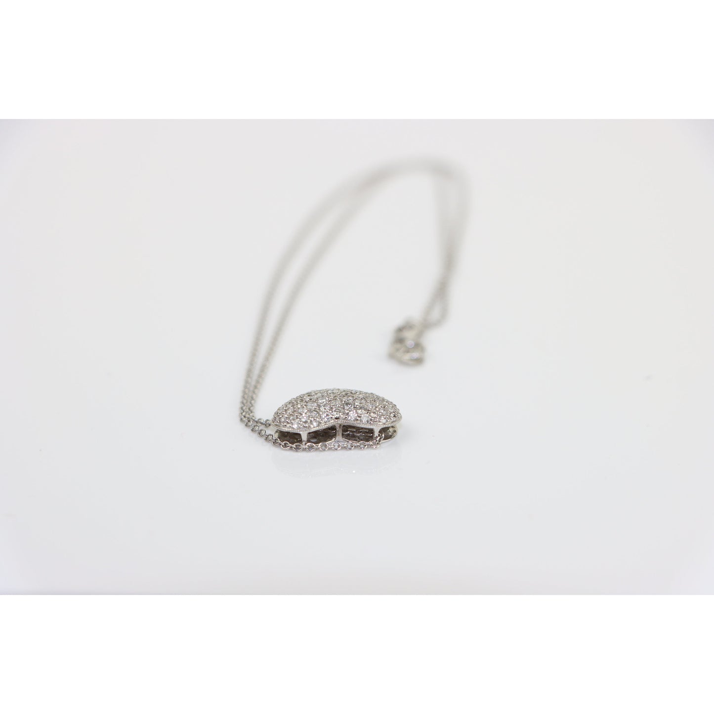 18K White Gold Diamond Pave Heart Pendant Necklace