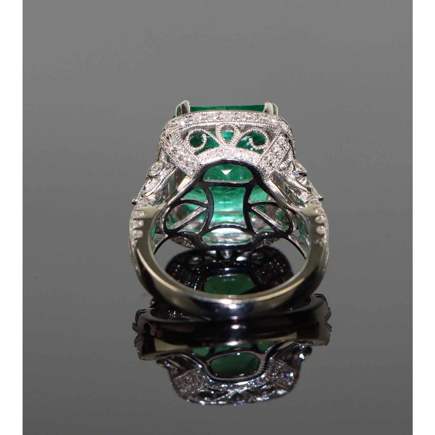 AGI Appraised 9.5 Carat Emerald Ring