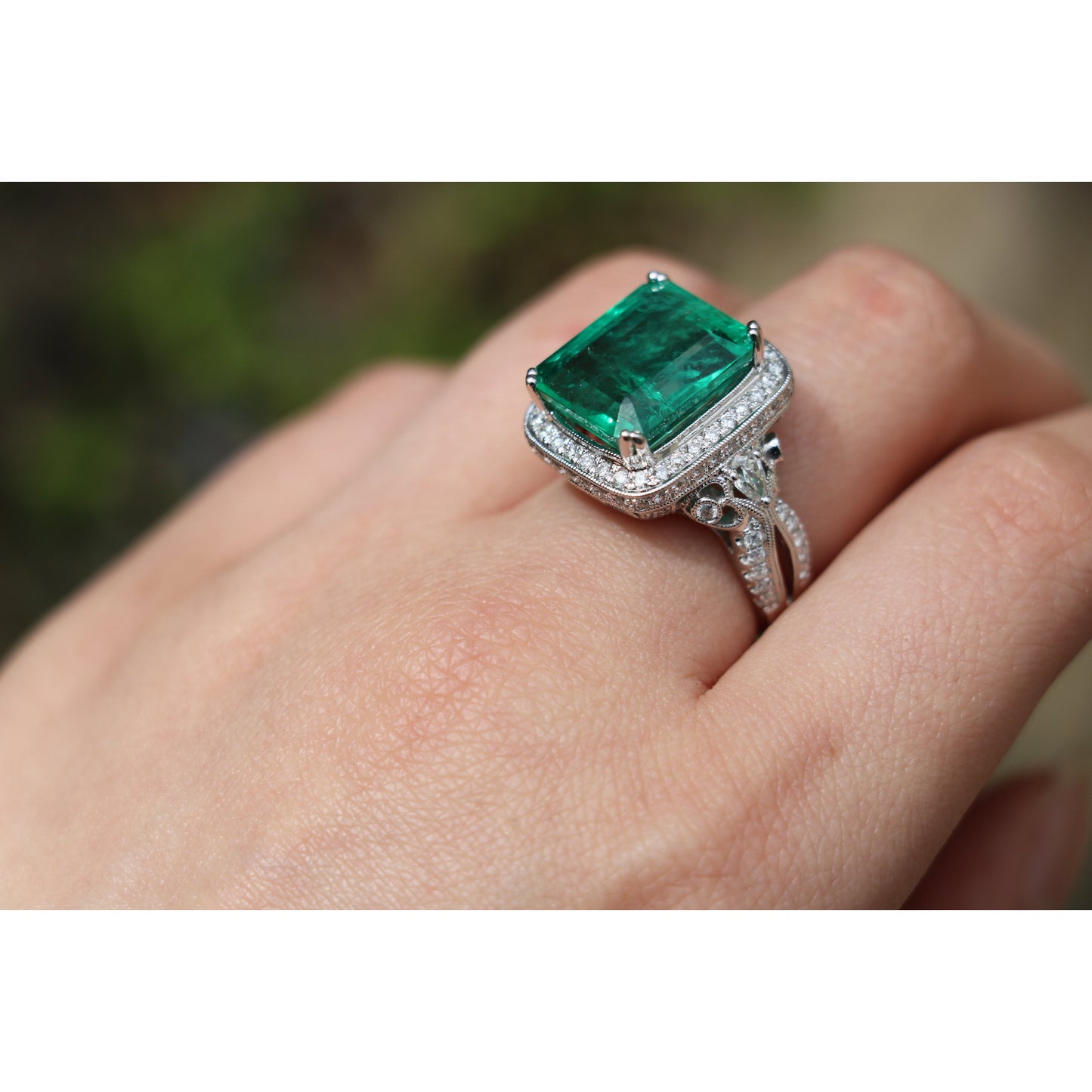 AGI Appraised 9.5 Carat Emerald Ring