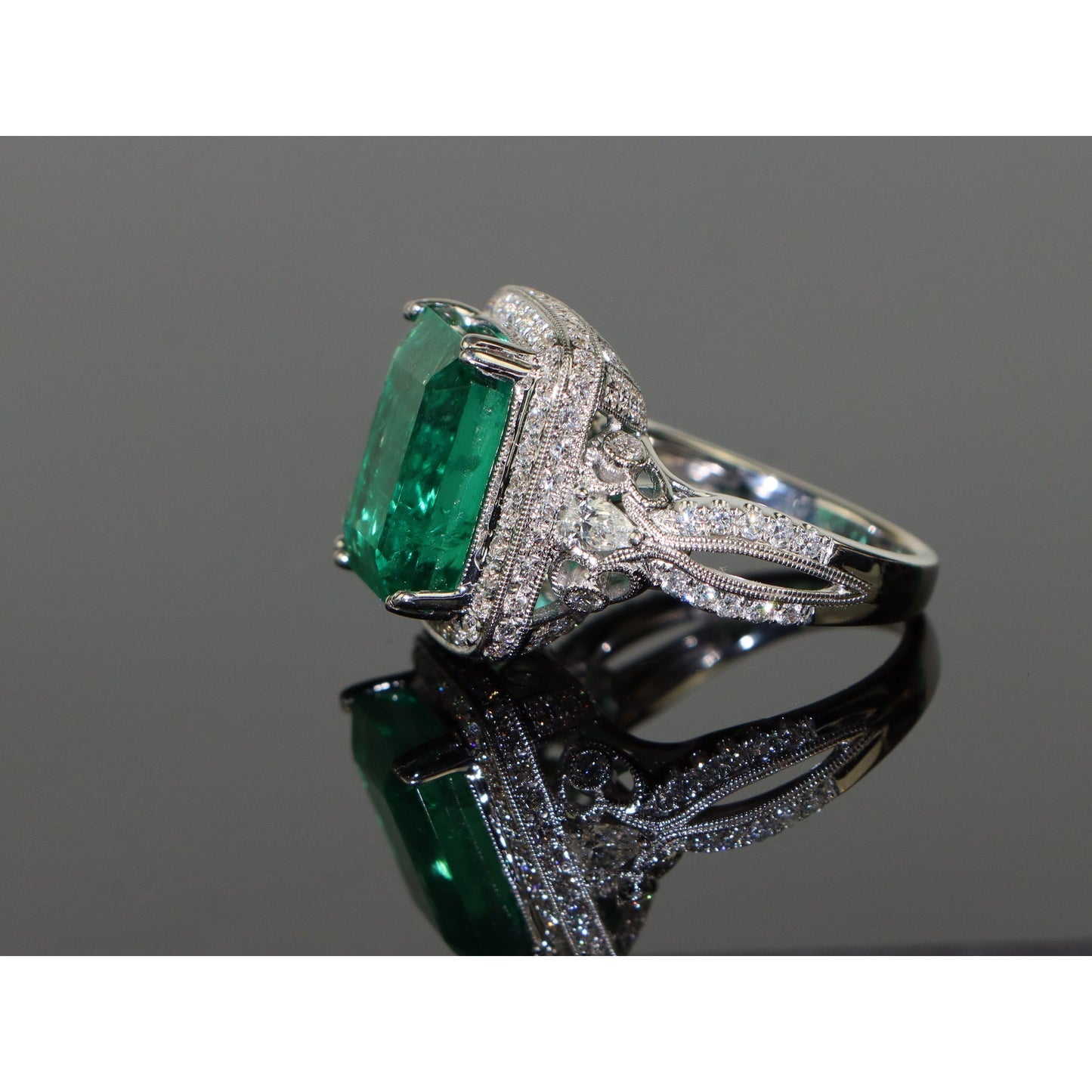 AGI Appraised 9.5 Carat Emerald Ring