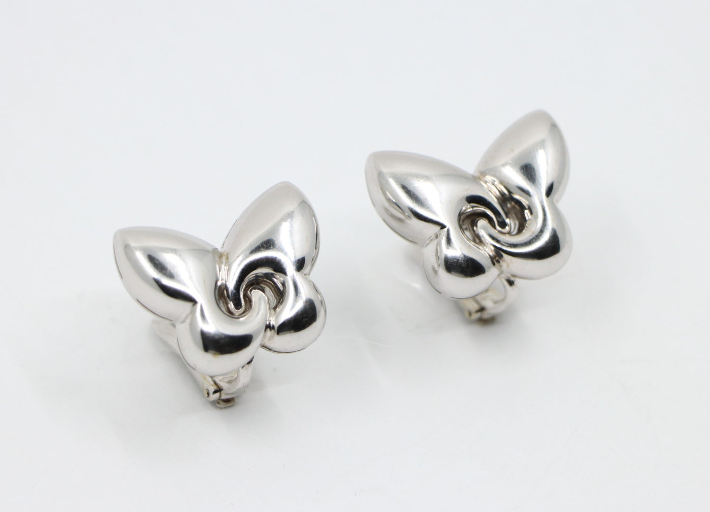 Bulgari Farfalle 18K White Gold Butterfly Earring