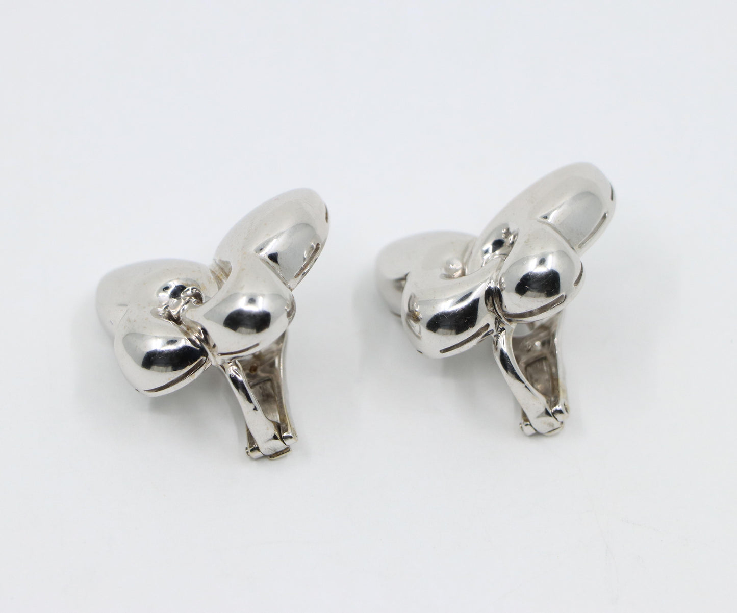 Bulgari Farfalle 18K White Gold Butterfly Earring