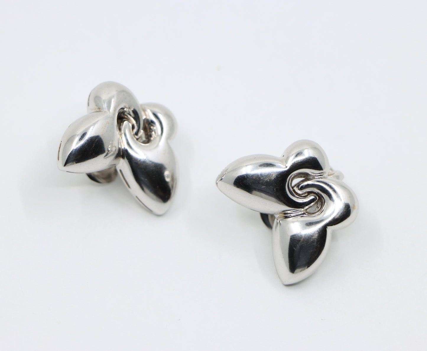 Bulgari Farfalle 18K White Gold Butterfly Earring