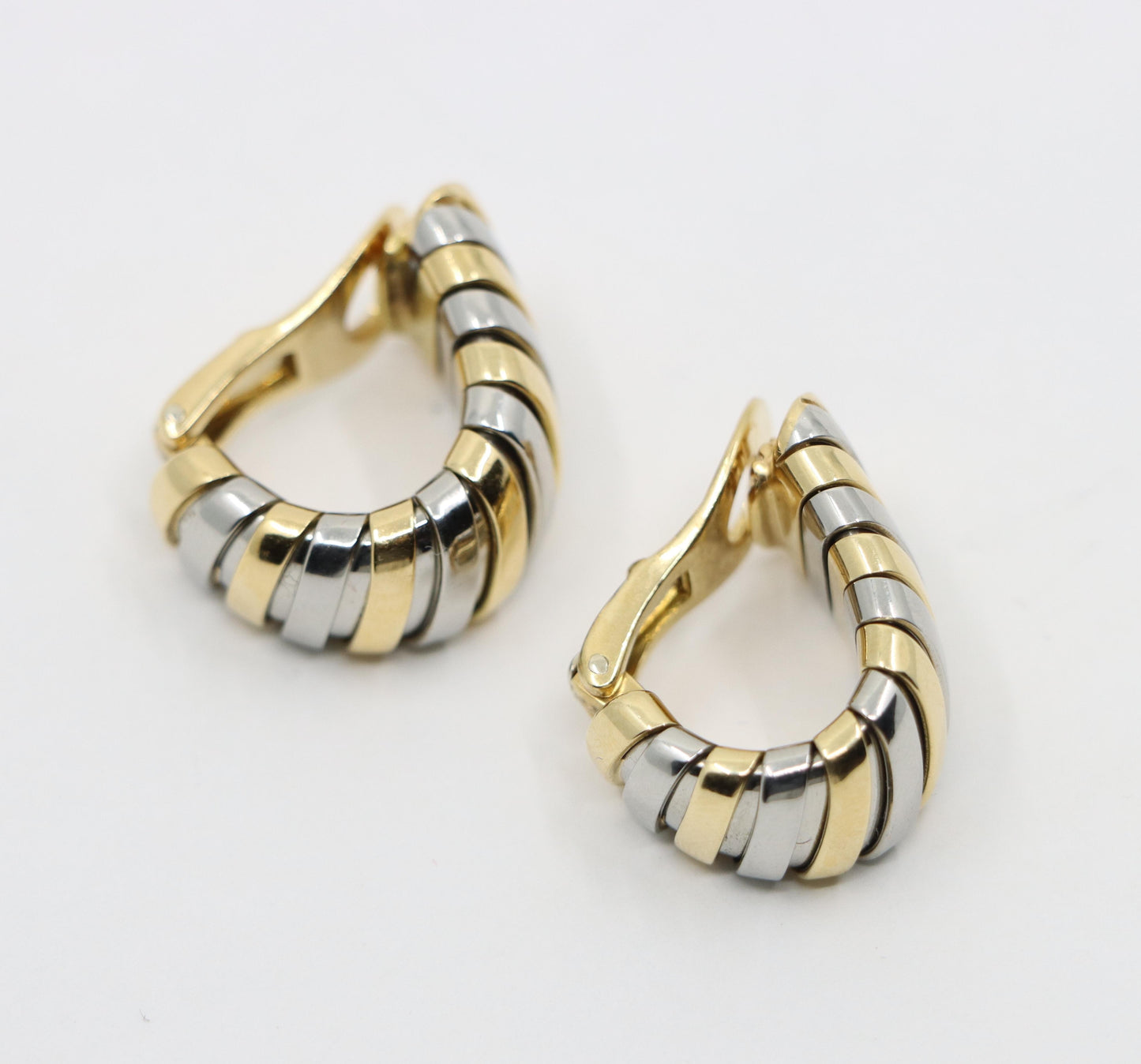 Bulgari 18K Yellow Gold Tubogas Earring