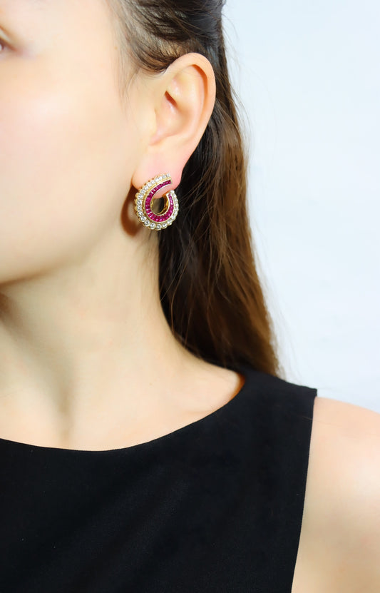 Vintage 18K Gold Ruby Diamonds Earrings
