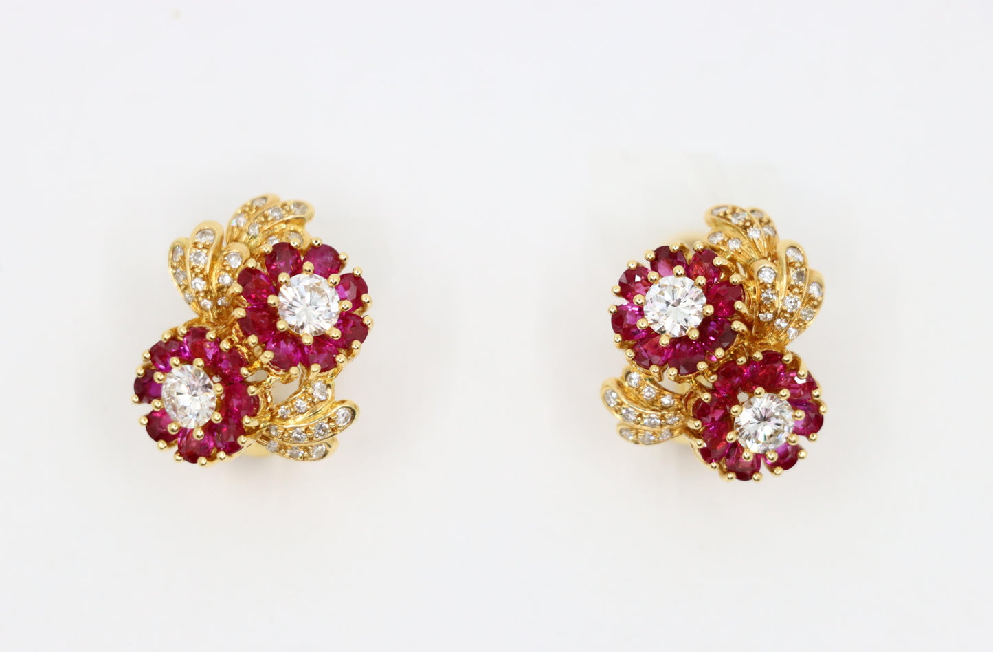 Vintage 18K Gold Ruby Diamonds Flower Earrings