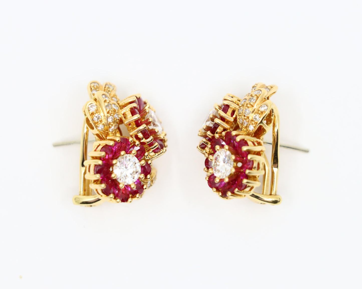 Vintage 18K Gold Ruby Diamonds Flower Earrings