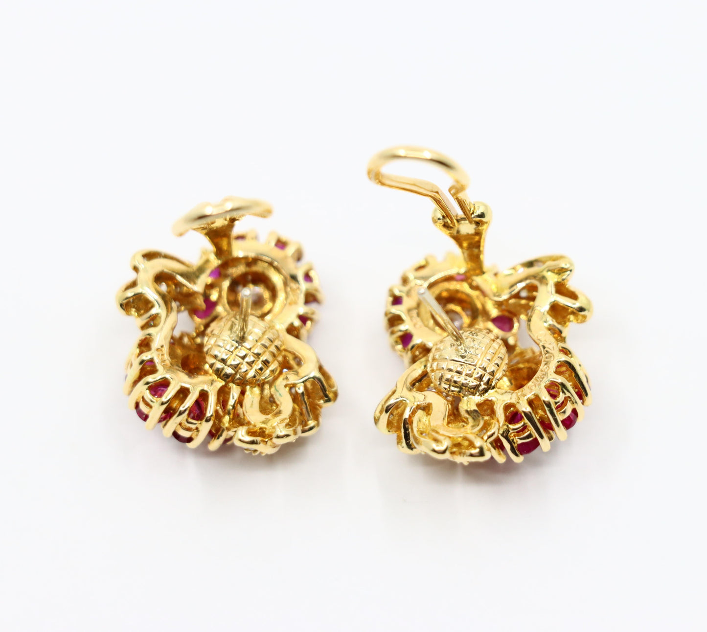 Vintage 18K Gold Ruby Diamonds Flower Earrings