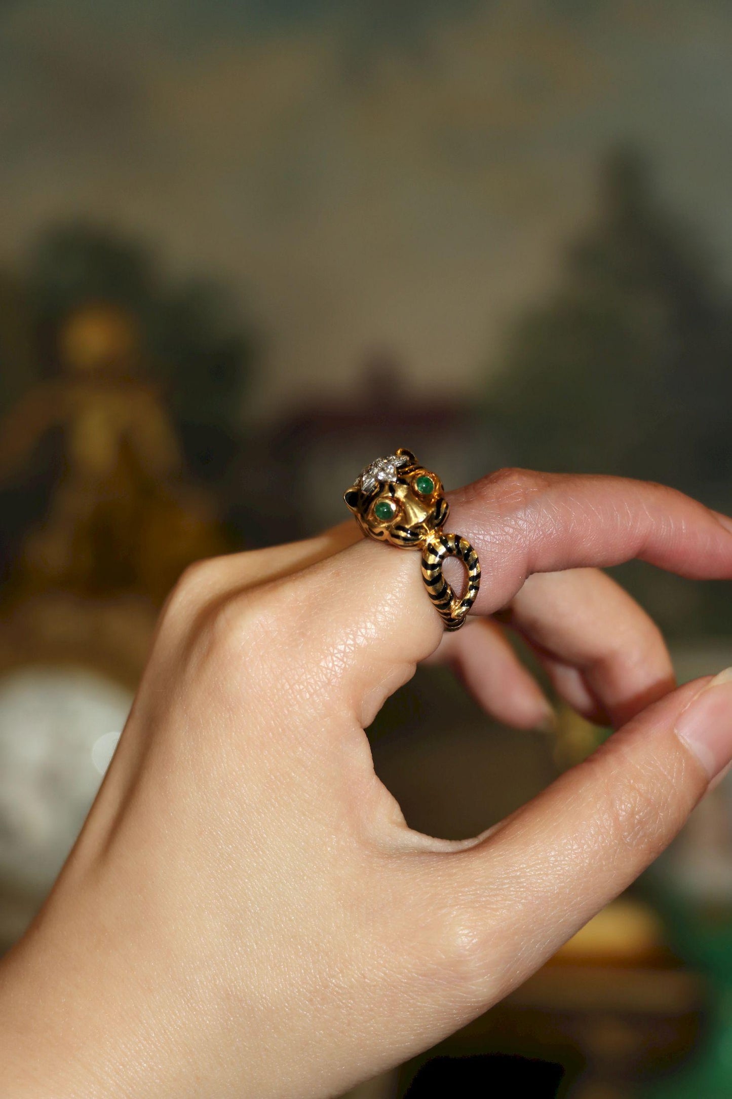 Vintage David Webb 18K Gold & Platinum Diamonds Emerald Tiger Ring