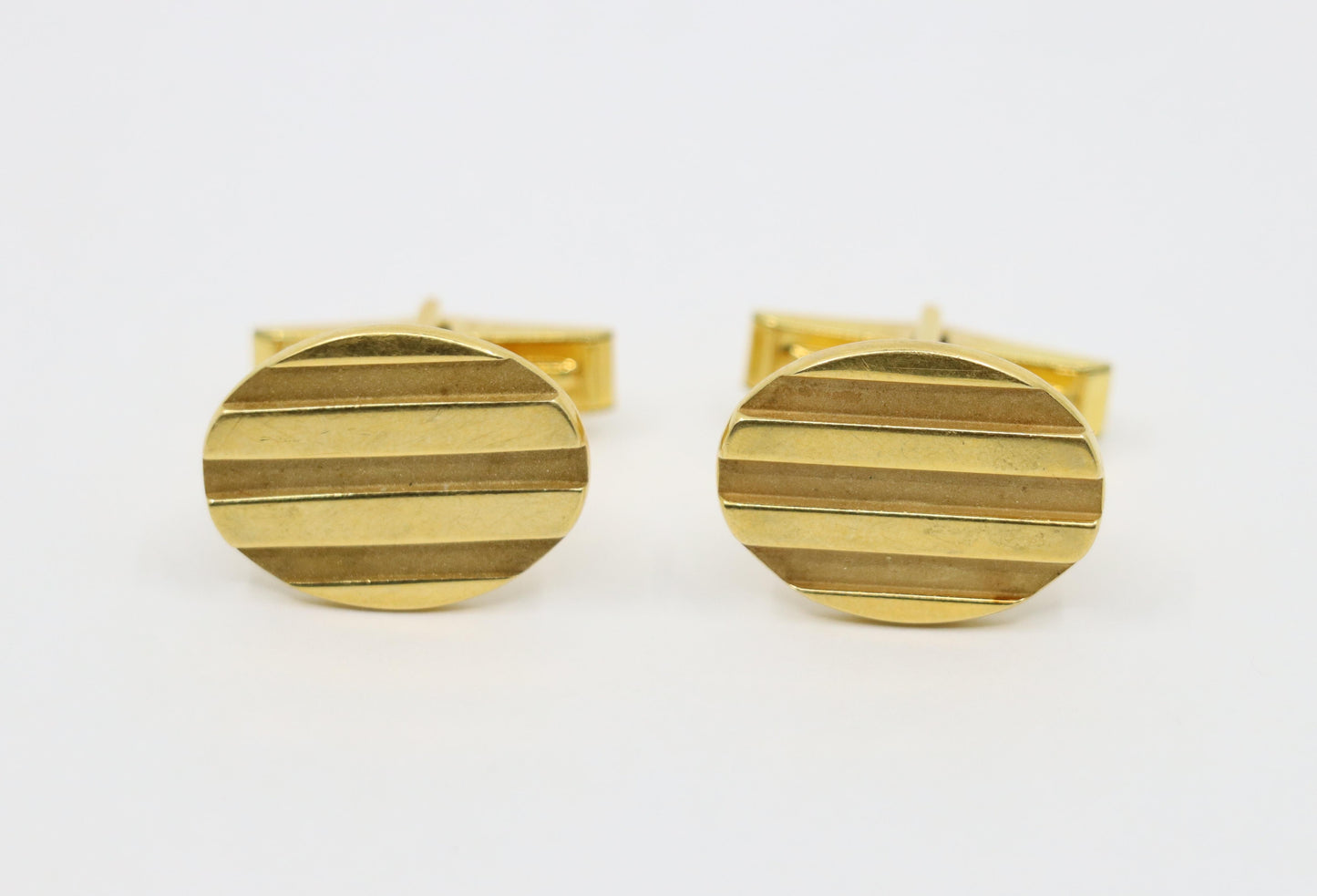 Vintage Tiffany & Co. 18K Gold Oval Textured Cufflink