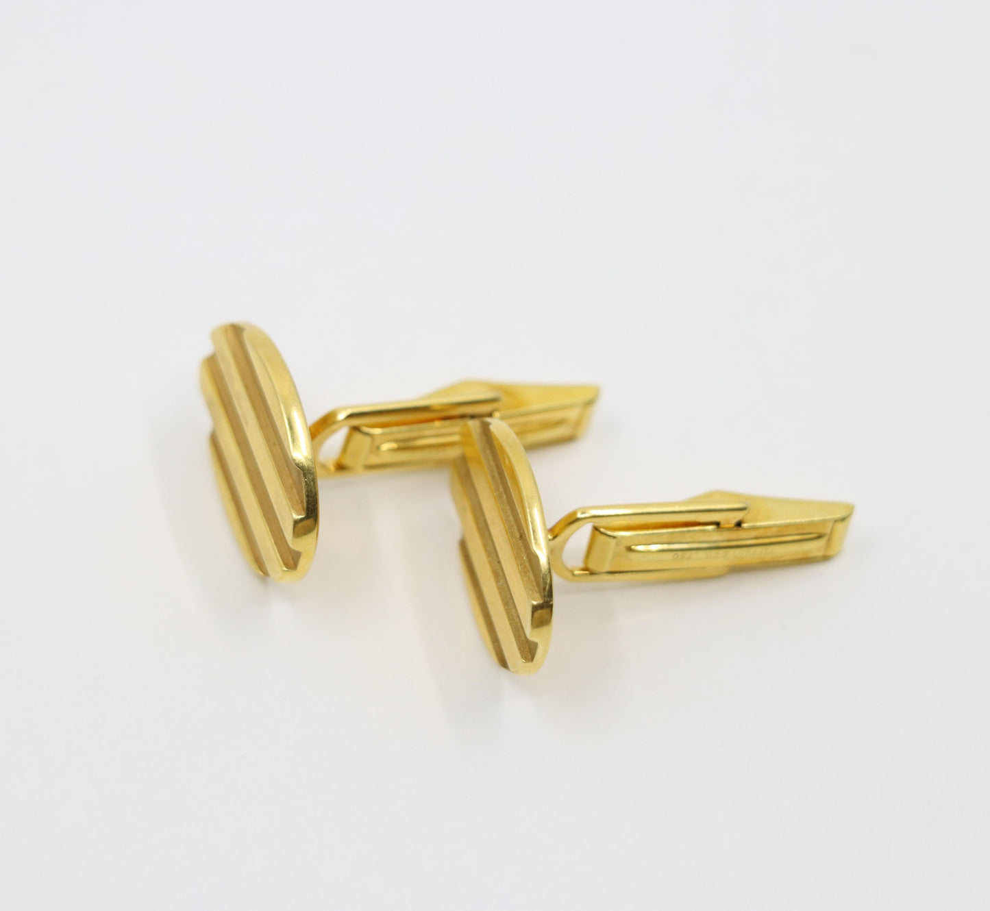 Vintage Tiffany & Co. 18K Gold Oval Textured Cufflink