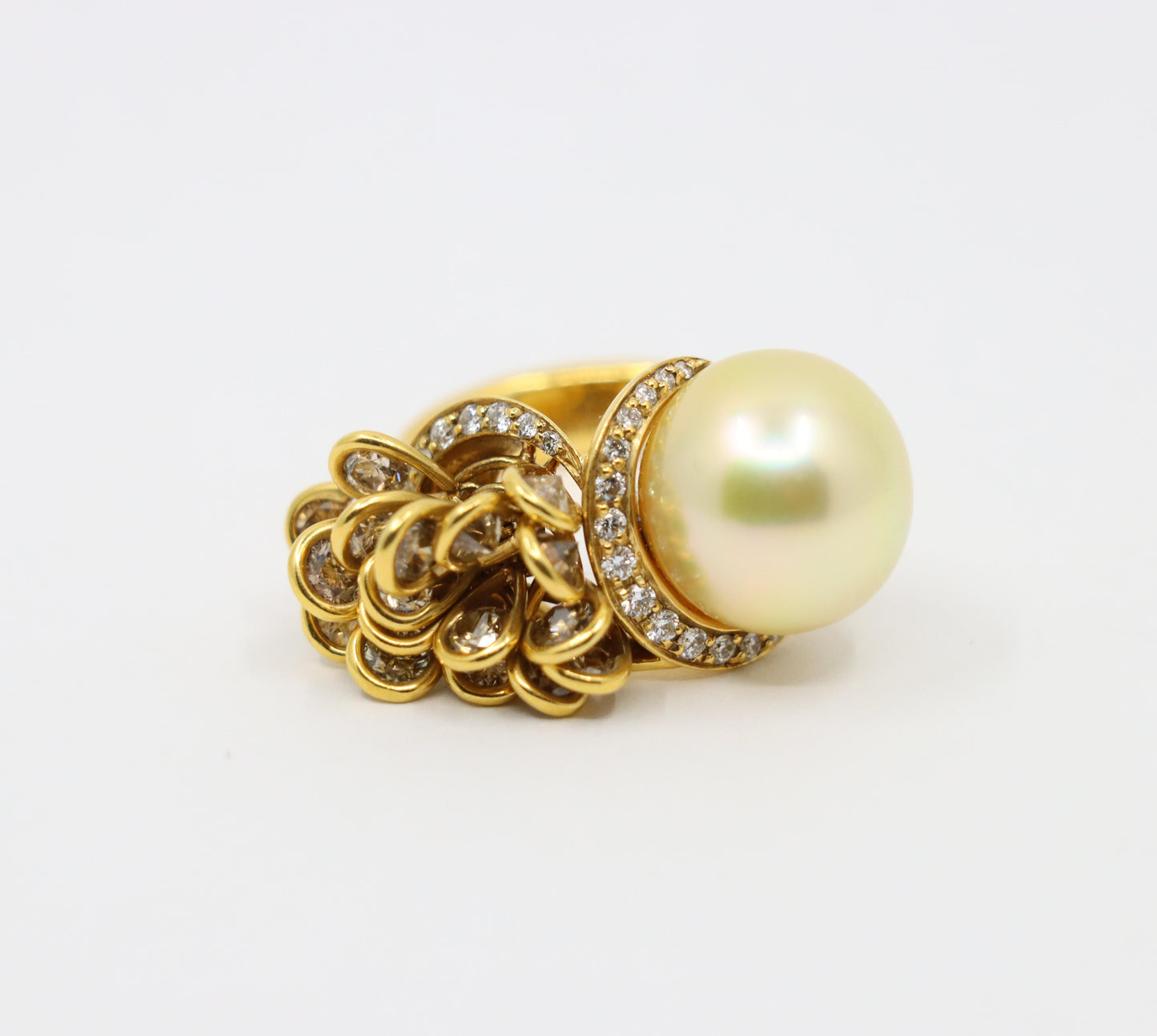 Utopia 18K Gold Diamond Pearl Cocktail Ring