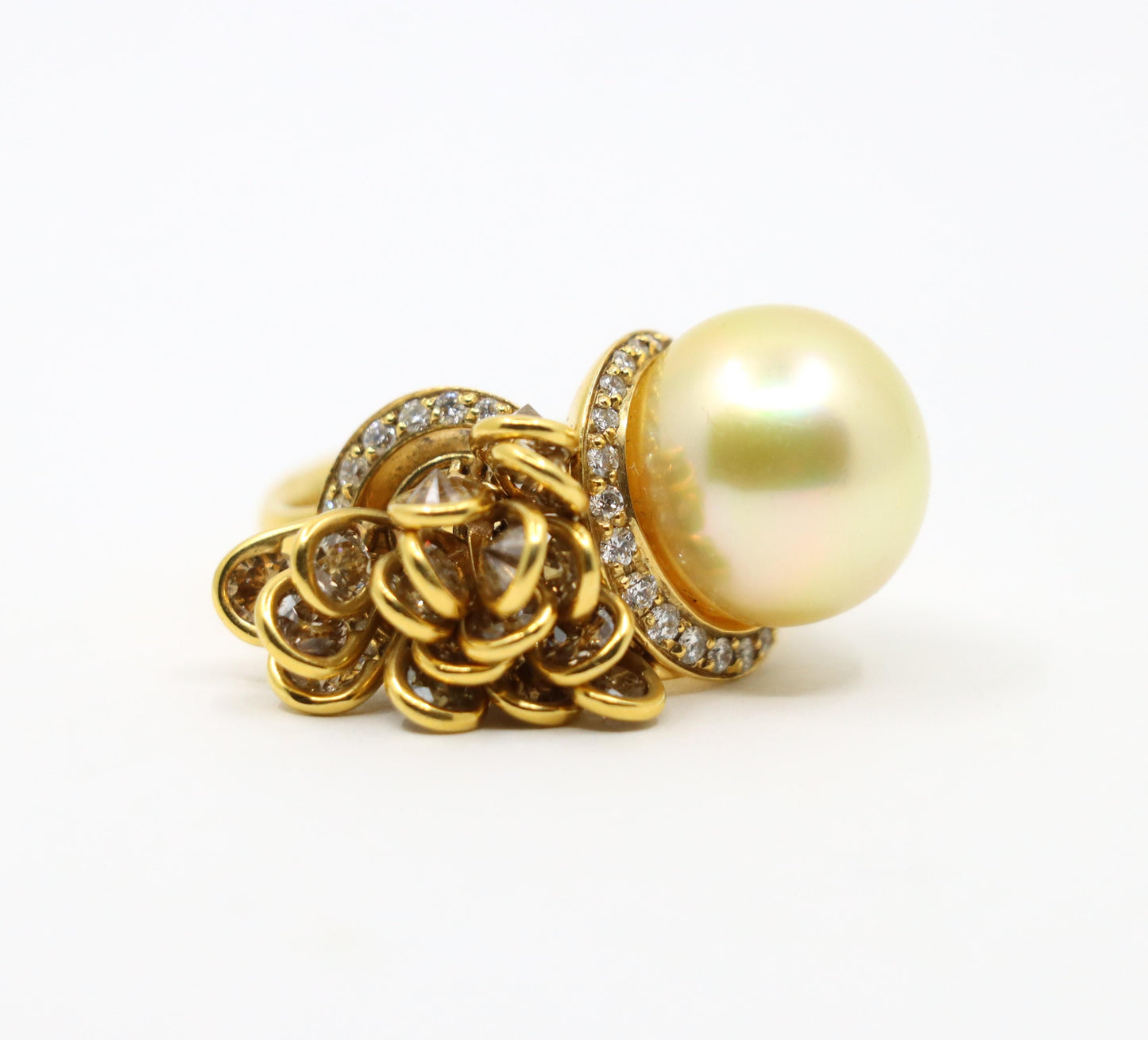 Utopia 18K Gold Diamond Pearl Cocktail Ring