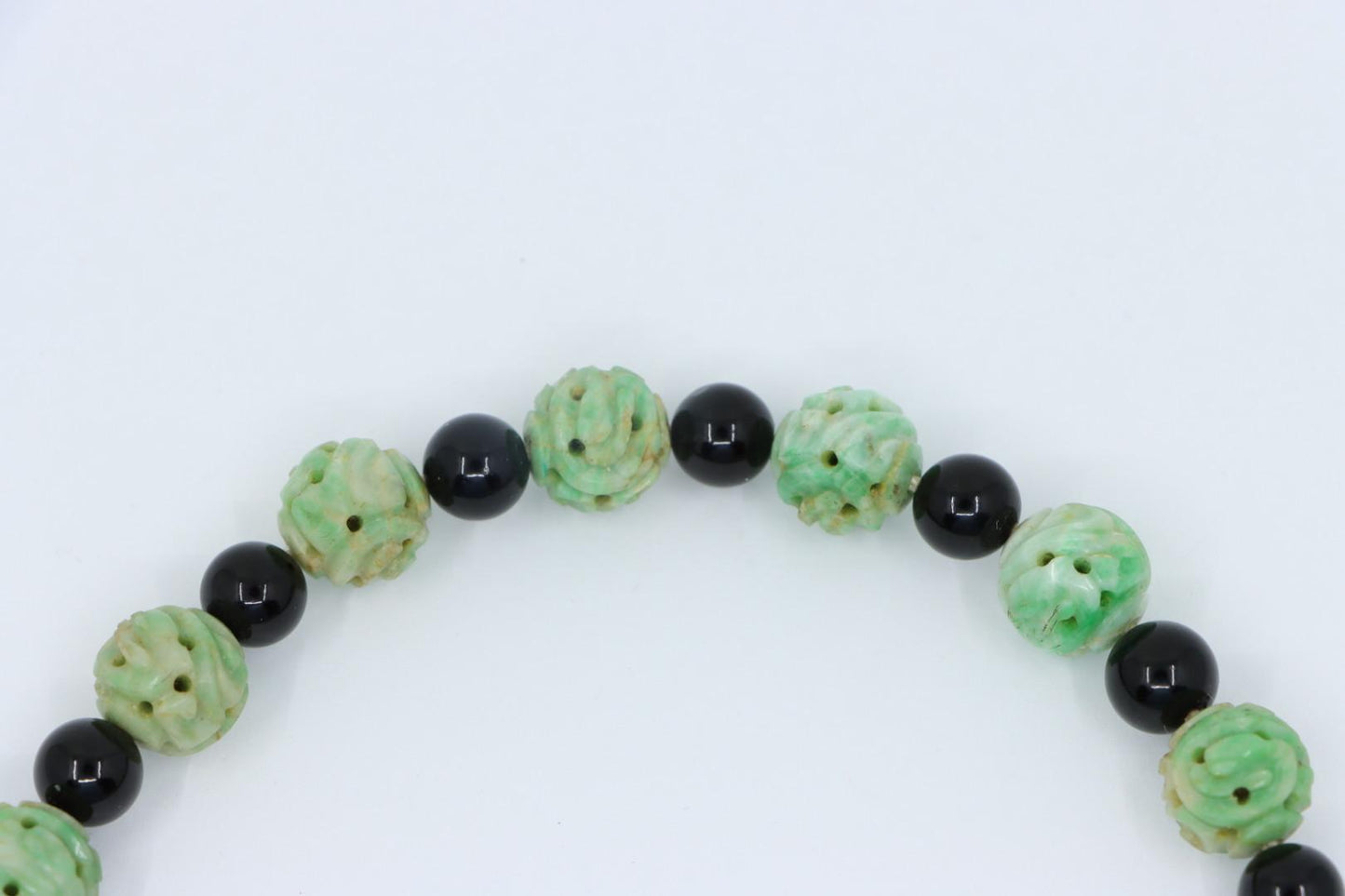 Vintage Chinese Carved Jade Bead Necklace