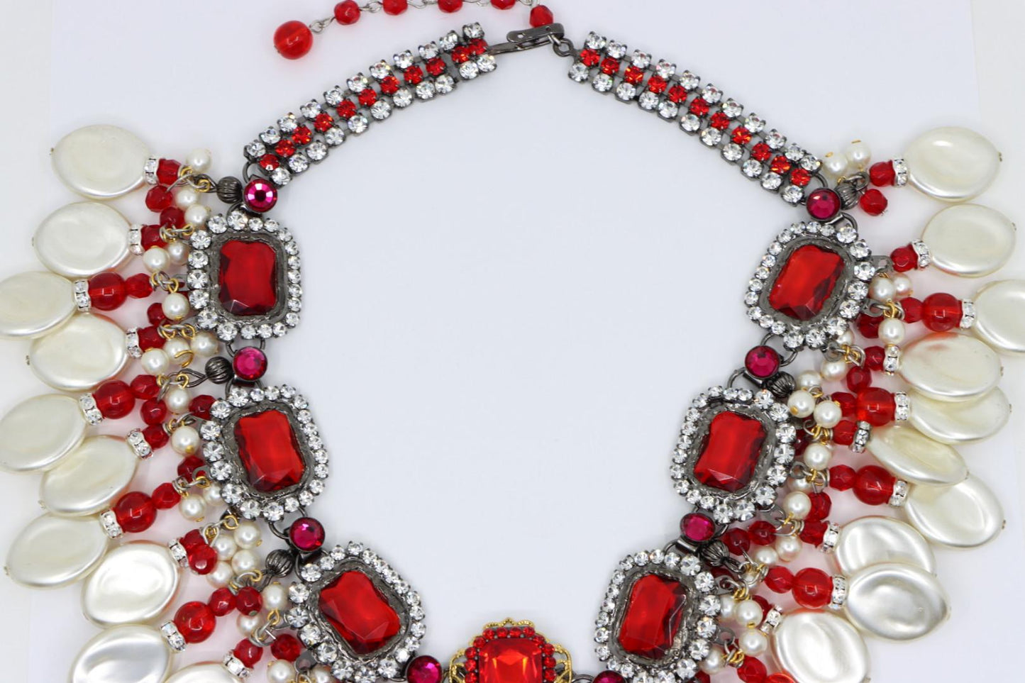 A Set Of Lawrence Vrba Red Rhinestone Faux Baroque Pearl Necklace Earrings