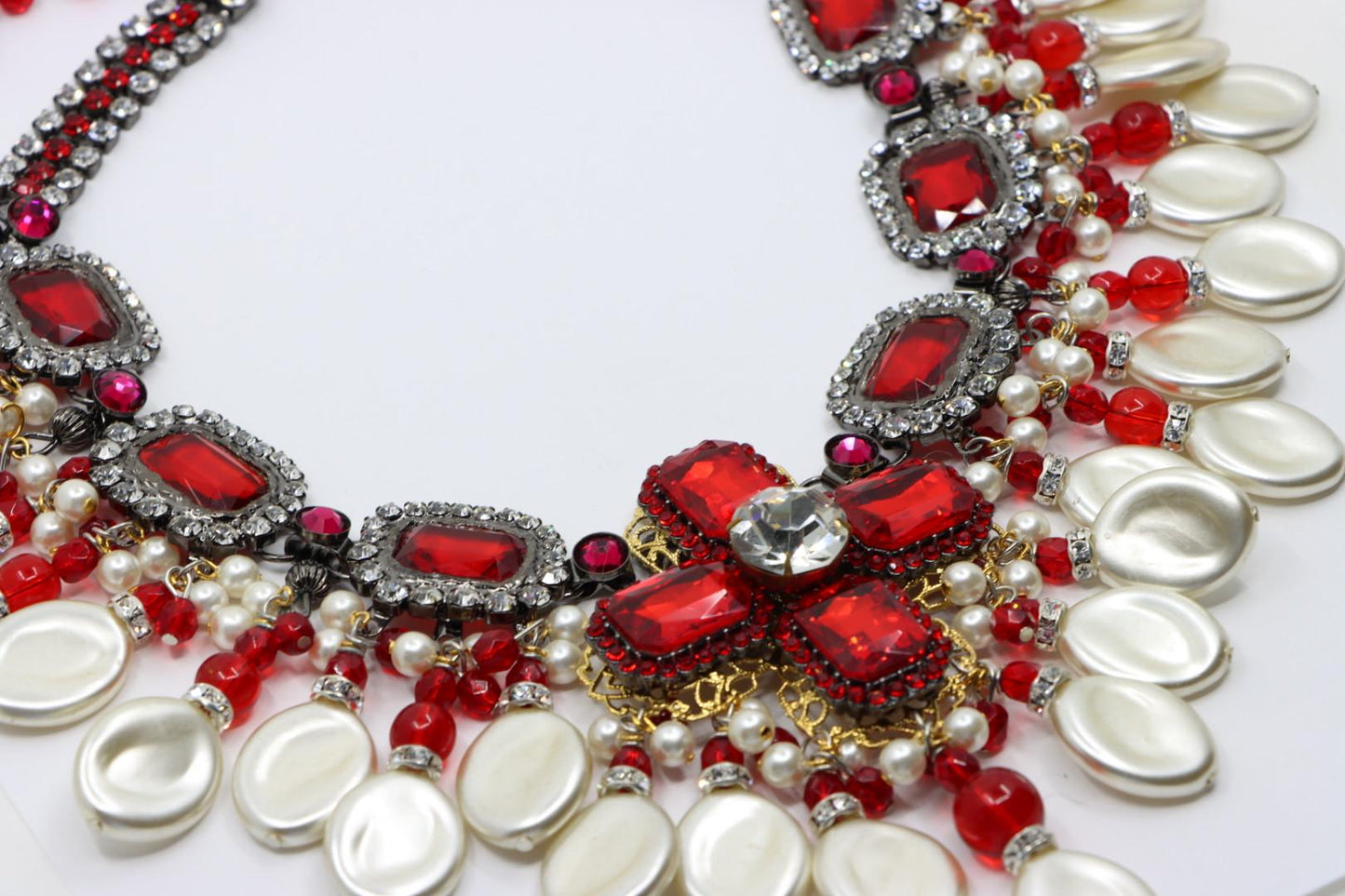 A Set Of Lawrence Vrba Red Rhinestone Faux Baroque Pearl Necklace Earrings