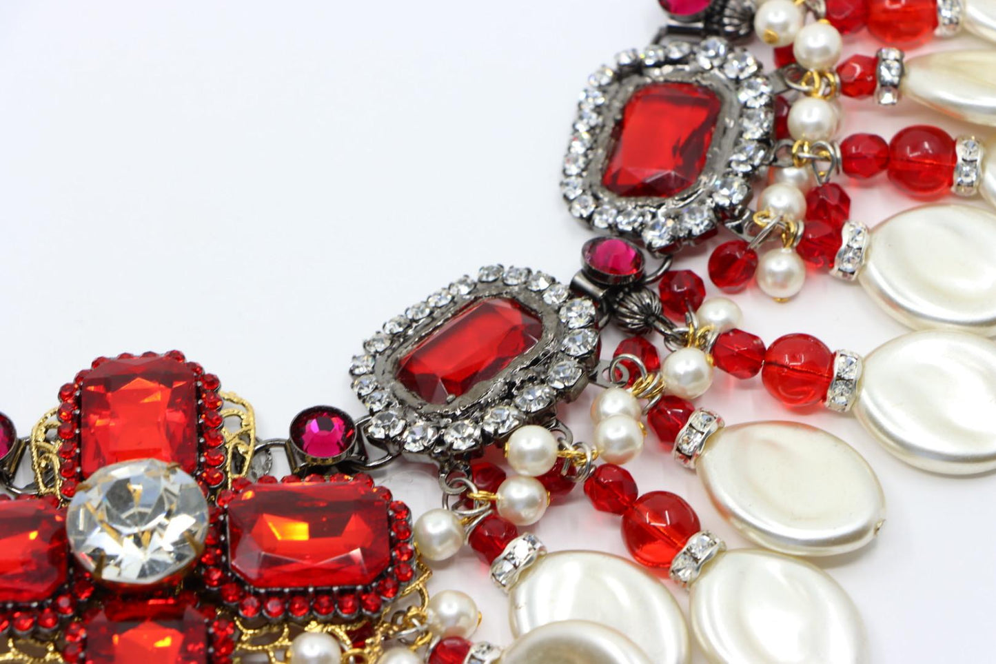 A Set Of Lawrence Vrba Red Rhinestone Faux Baroque Pearl Necklace Earrings