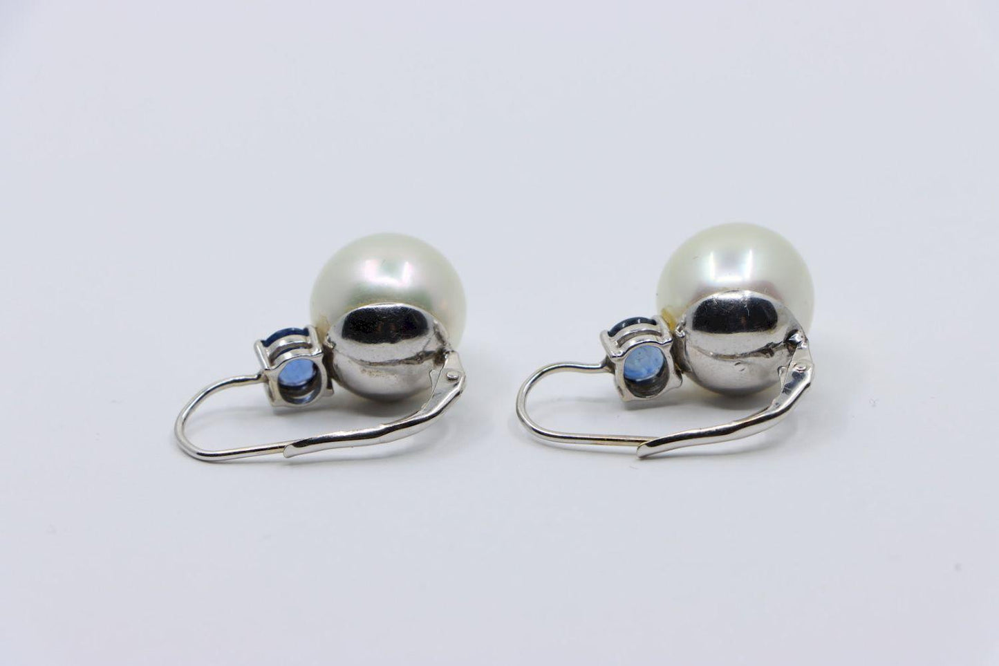 Vintage 18K White Gold Pearl Saphirre Earring