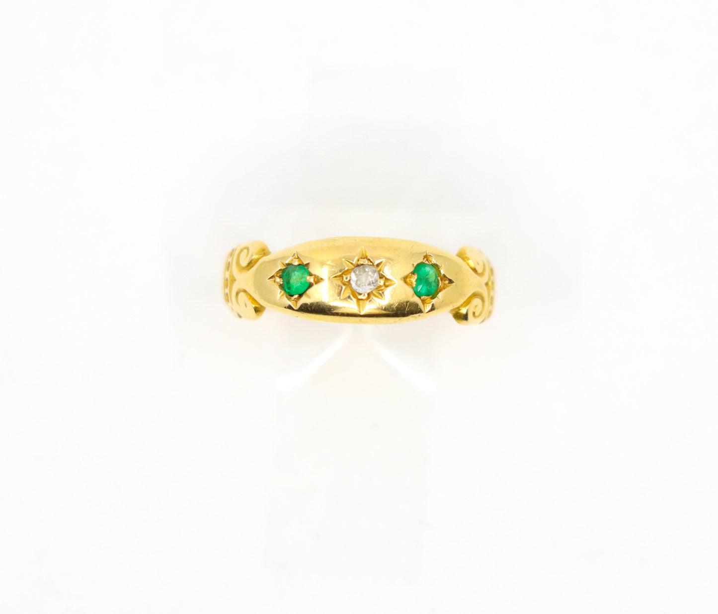 Antique 18K Gold Diamond Emerald Ring