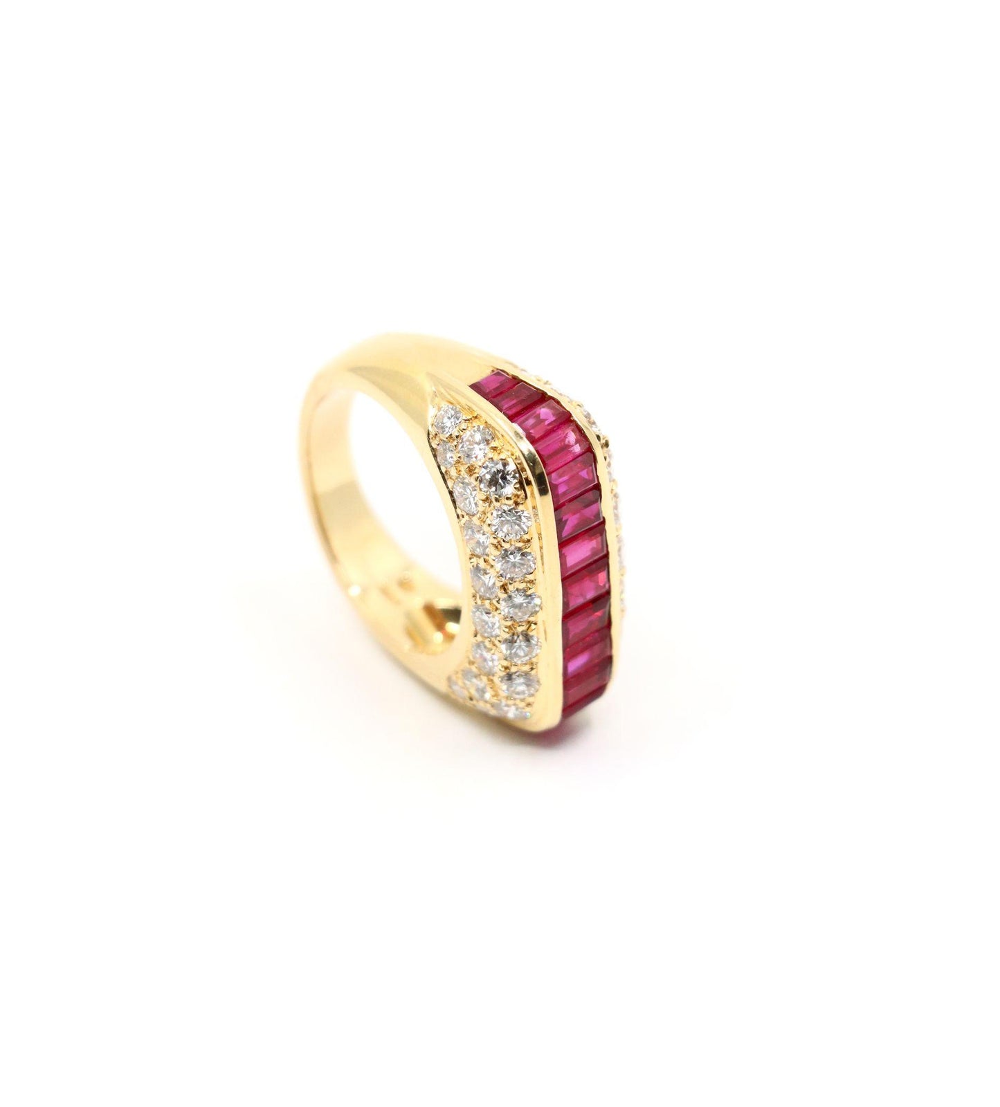 Oscar Heyman 18K Gold Diamond Ruby Ring