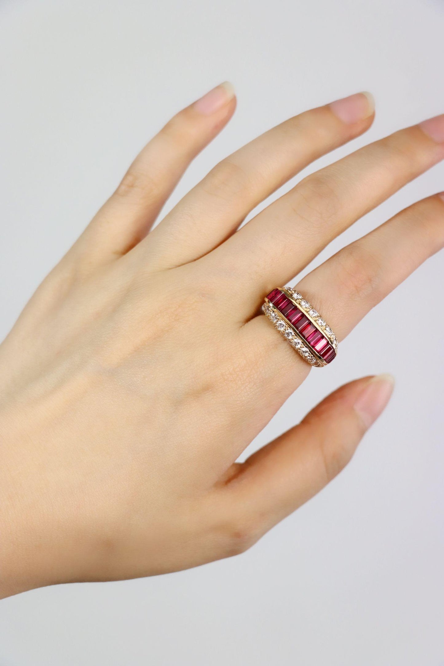 Oscar Heyman 18K Gold Diamond Ruby Ring