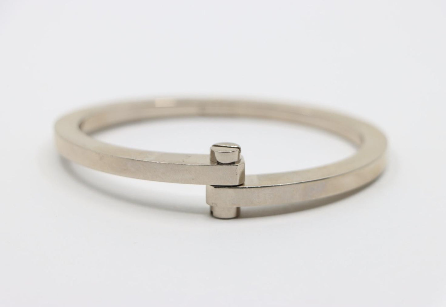 Cartier 18K White Gold Menotte Bracelet