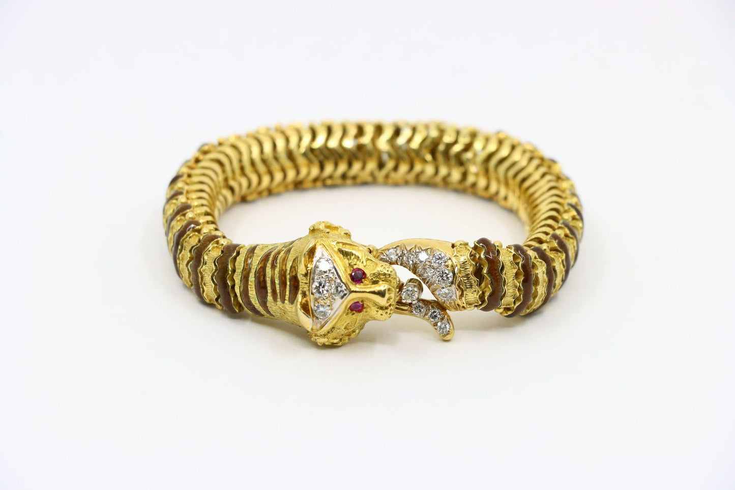 Vintage 18K Yellow Gold Tiger Bracelet