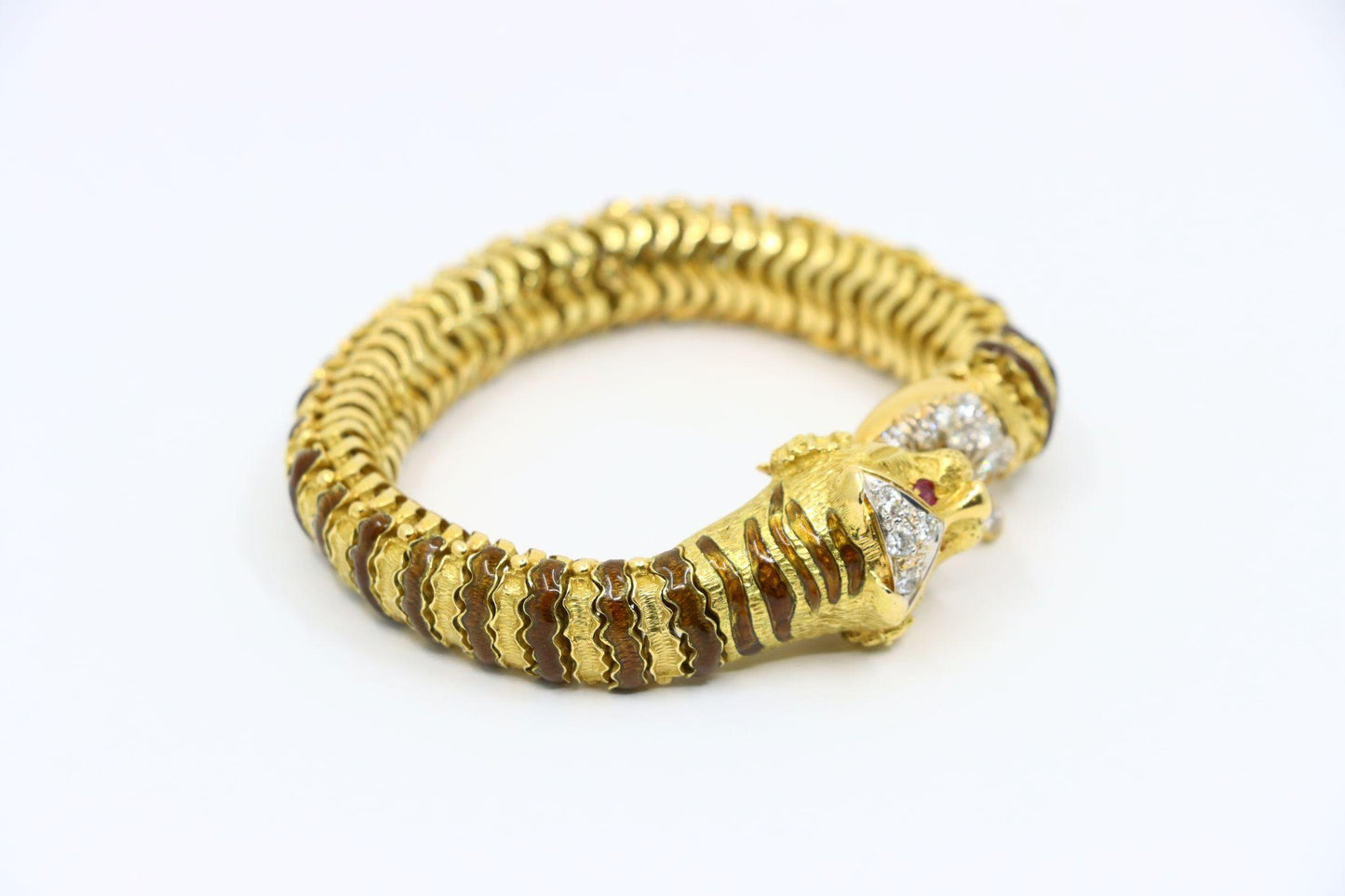 Vintage 18K Yellow Gold Tiger Bracelet