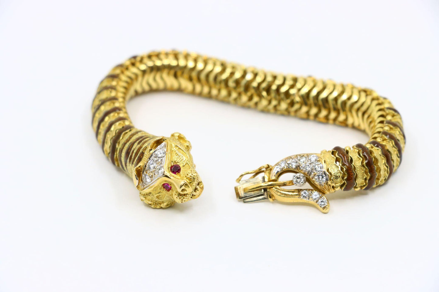 Vintage 18K Yellow Gold Tiger Bracelet