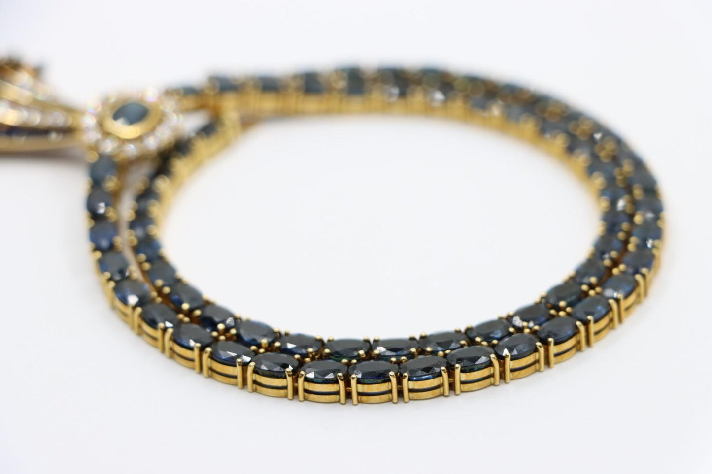 18K Gold Sapphire Diamonds Necklace