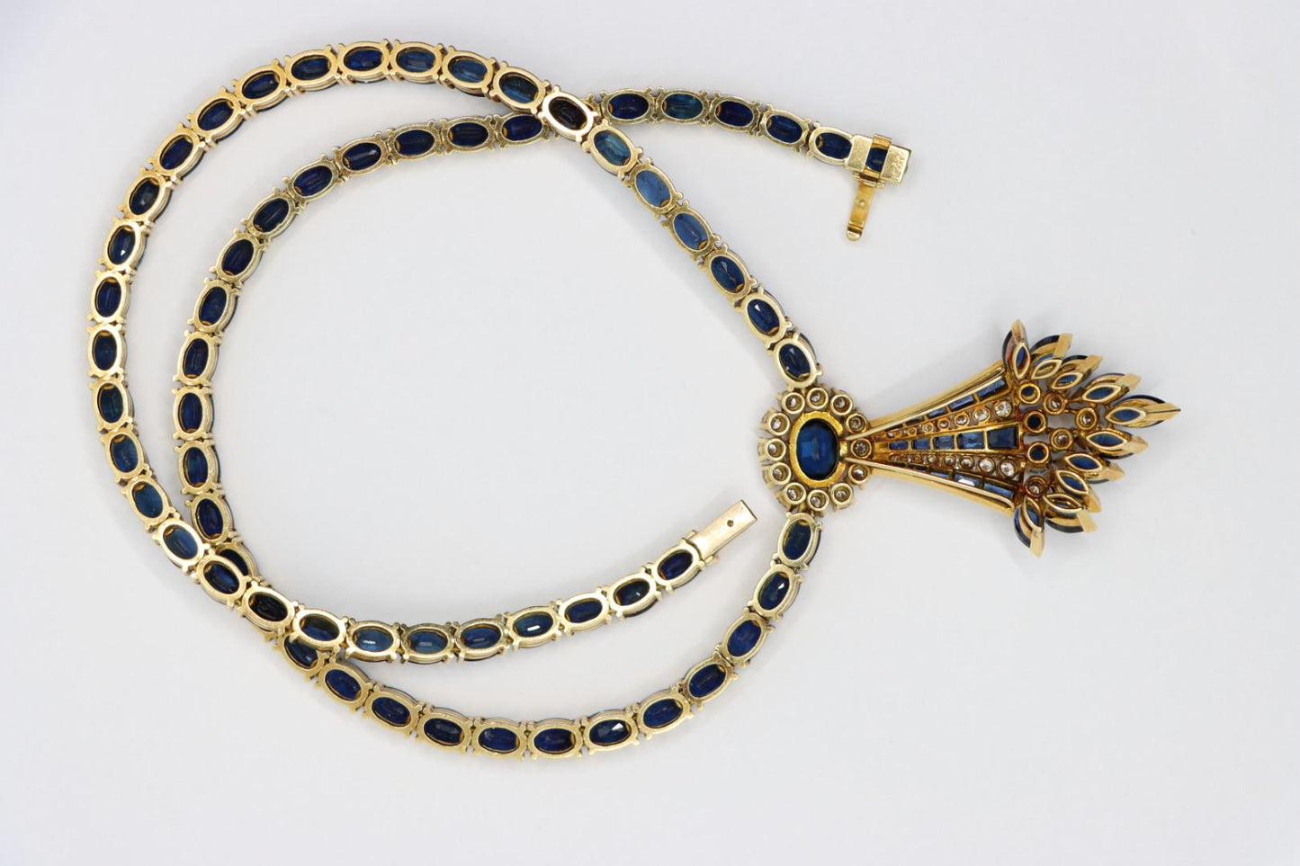 18K Gold Sapphire Diamonds Necklace