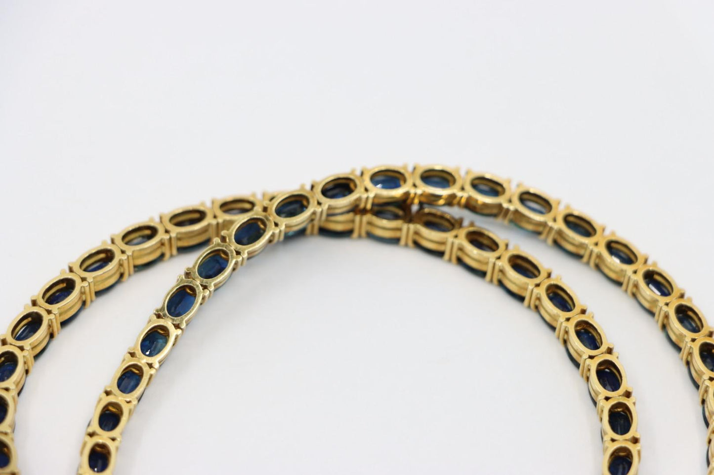 18K Gold Sapphire Diamonds Necklace