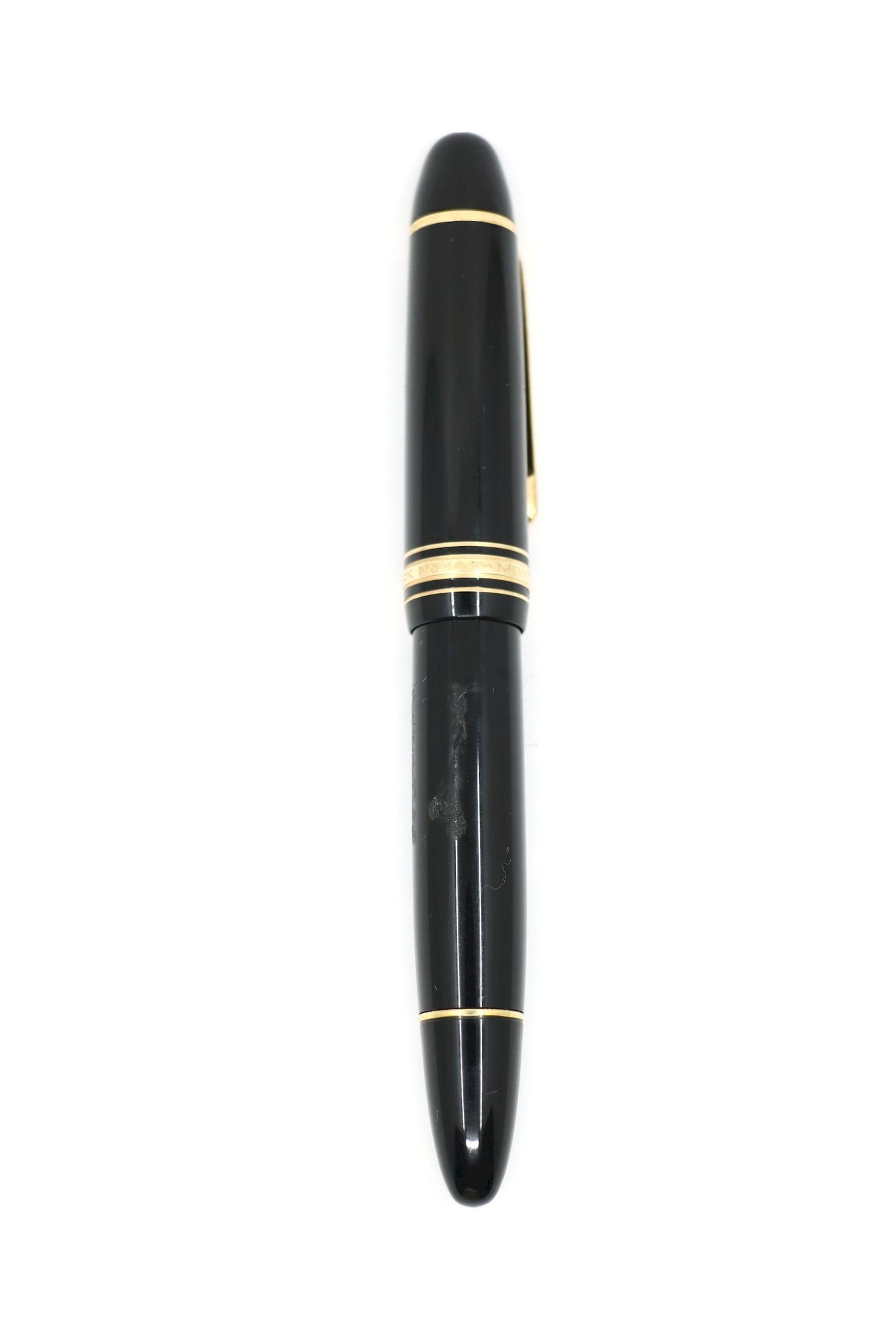 Montblanc Meisterstück Classique 18K Gold Trim Fountain Pen