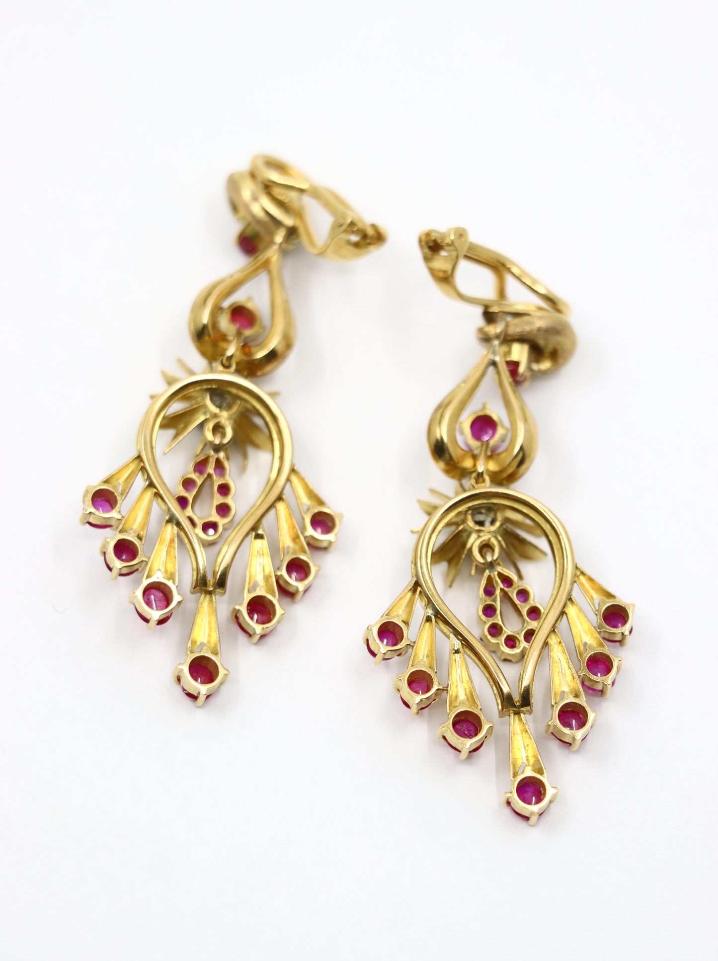 Vintage 18K Gold Ruby Diamonds Chandelier Earrings