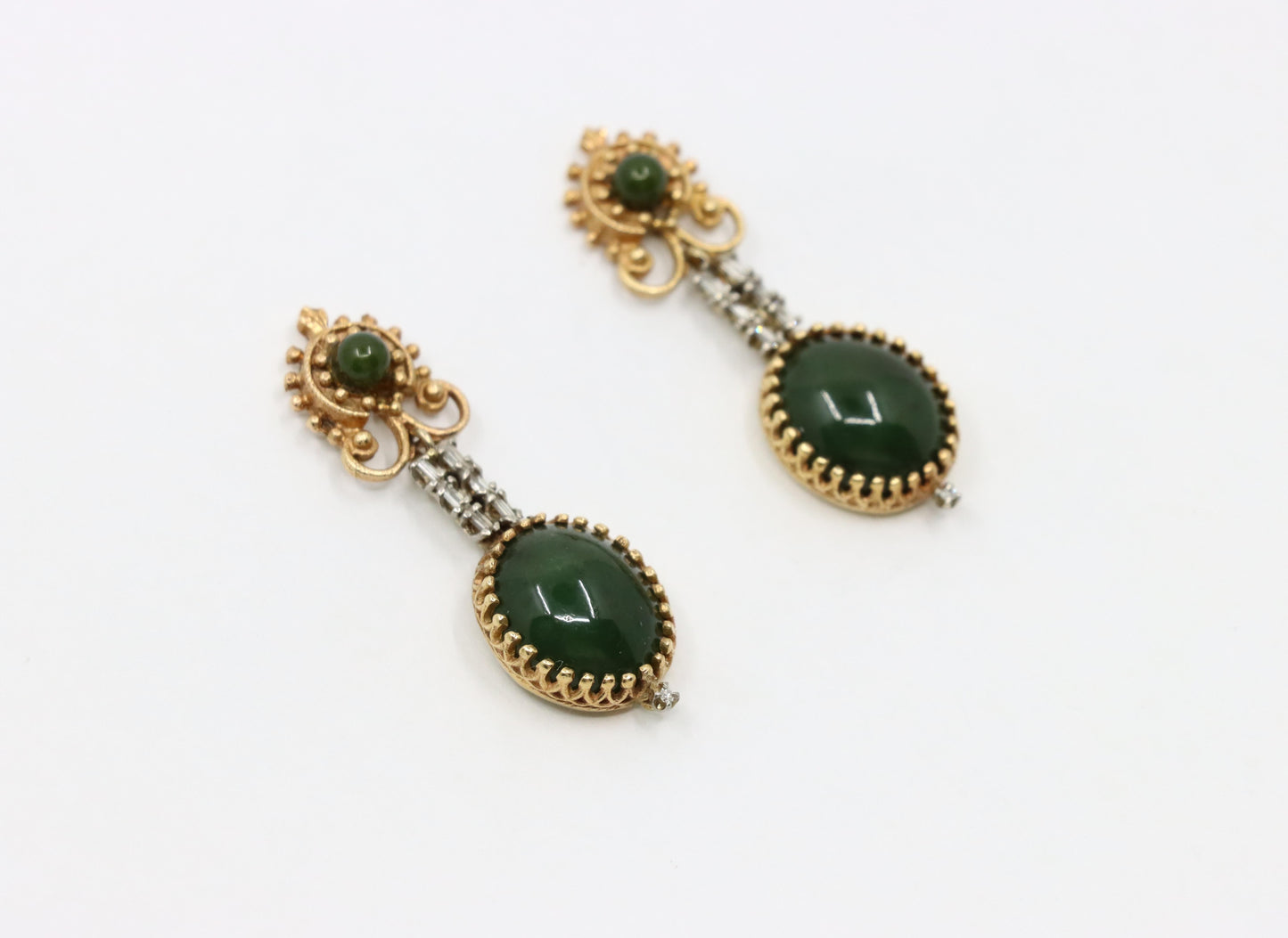 Vintage 14K Gold Jade Drop Earring